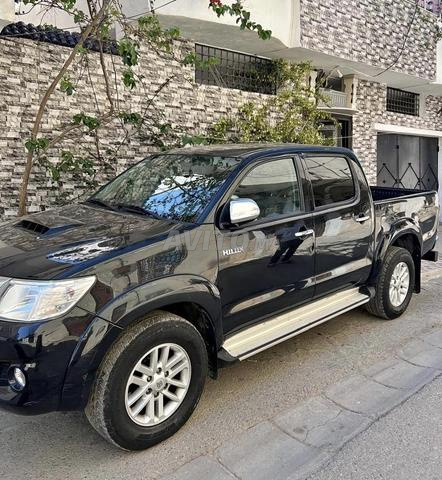 Toyota Hilux - 2