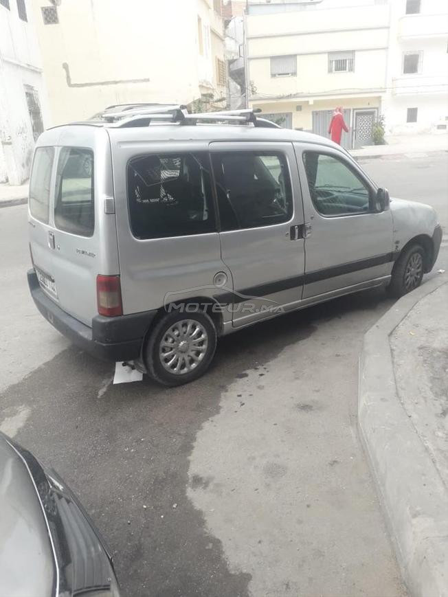 Peugeot 2005 