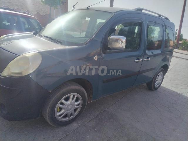 Renault Kangoo Diesel Manuelle 2010 à Imintanoute - 2