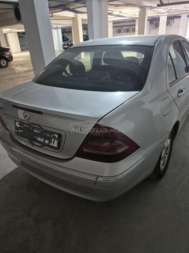 Mercedes-Benz 220 Diesel Manuelle 2002 à El Jadida