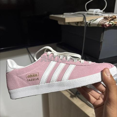 Gazelle Adidas originales neuves taille 35 - 2