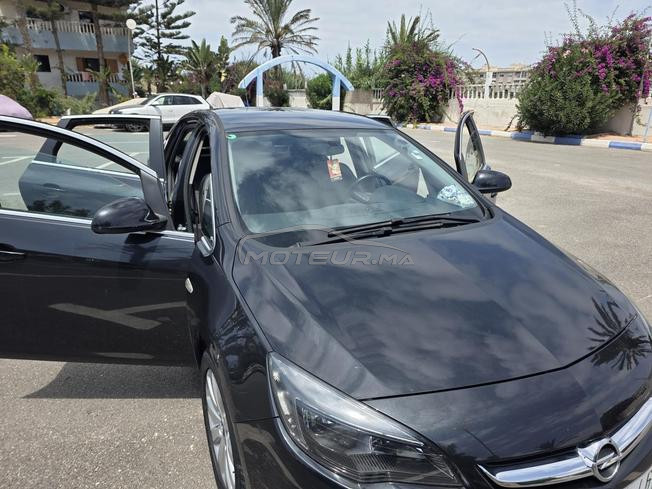opel  astra 2013 
