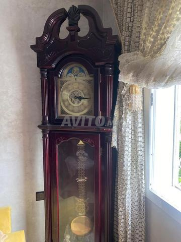 ساعة أرضية فاخرة (Grandfather Clock) - 2