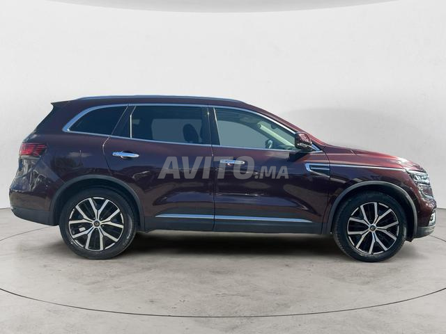 RENAULT. Koleos