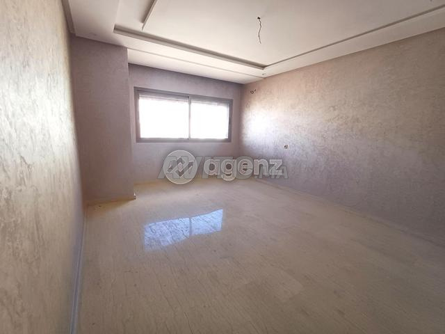 CMN-HA-1718 - Appartement à vendre à Oulfa