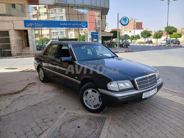 Mercedes-Benz 220 Diesel Manuelle 1997 à Oujda
