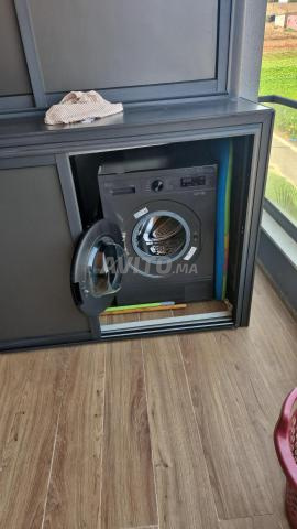 Machine à laver LG .9kg. Encore sous garantie. - 2