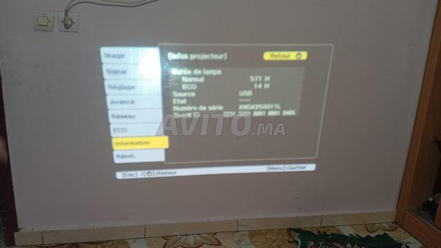 Projecteur en très bon état, sans télécommande - 2
