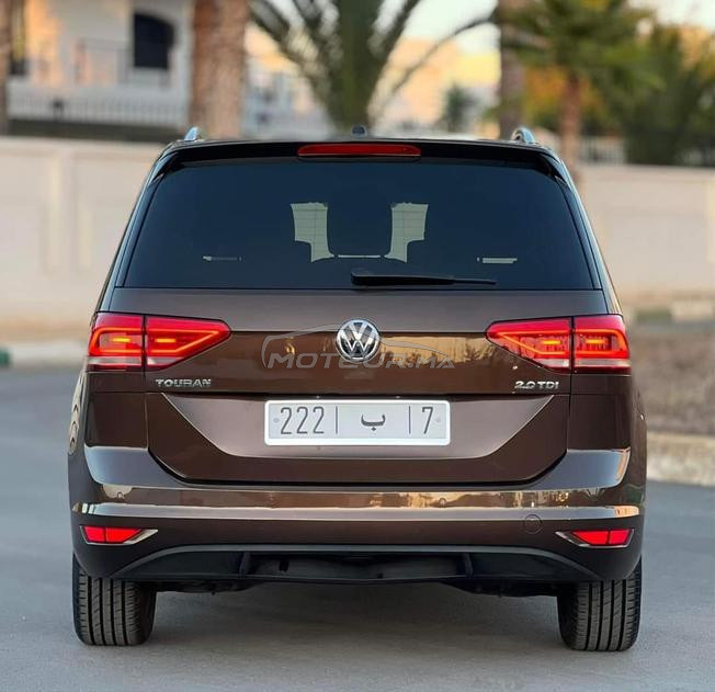 Volkswagen Touran Diesel Manuelle 2017 à Rabat