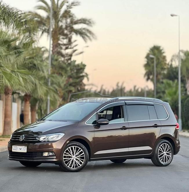Volkswagen Touran Diesel Manuelle 2017 à Rabat
