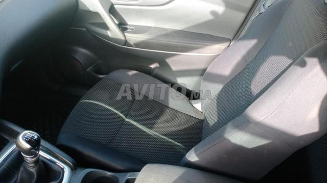 Nissan Qashqai Diesel Manuelle 2020 à Meknès - 2