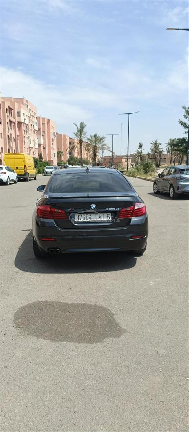 BMW Série 5 Diesel Automatique 2015 à Marrakech
