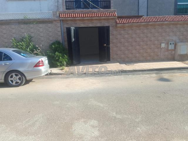 GARAGE À LOUER DE 18 M² À LOT LA GARE 2300 DH - 2
