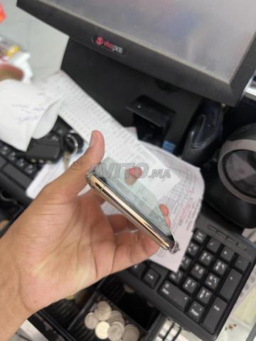 King Home iPhone 11 Pro Max encore propre - 2