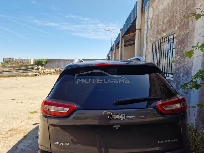jeep cherolee 9chv
