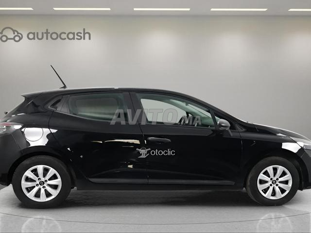 2067 - Renault Clio 2025 expertisée avec financement - 2