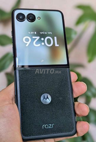 موتورولا RAZR 60 ألترا 512 16 - 2