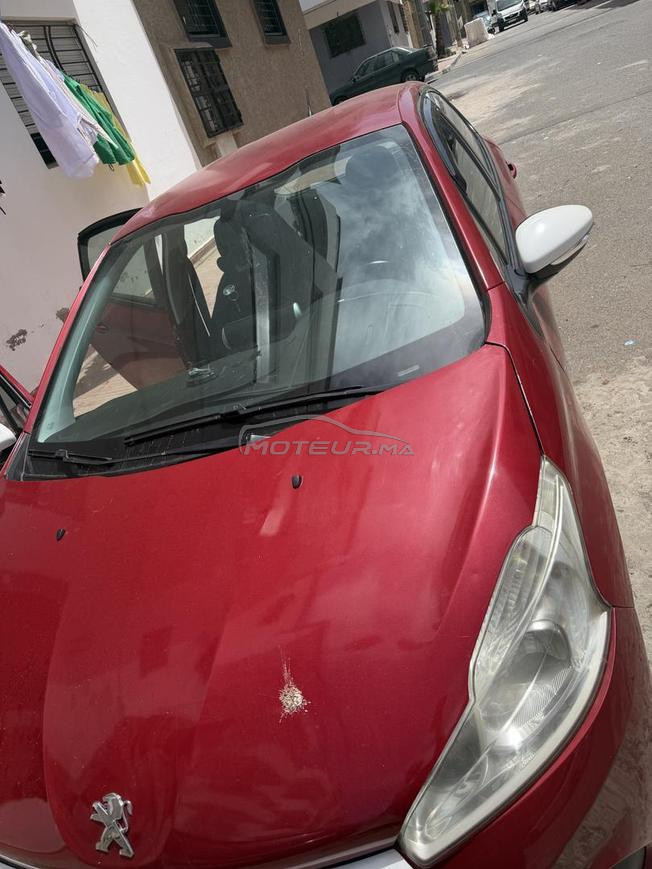 PEUGEOT 