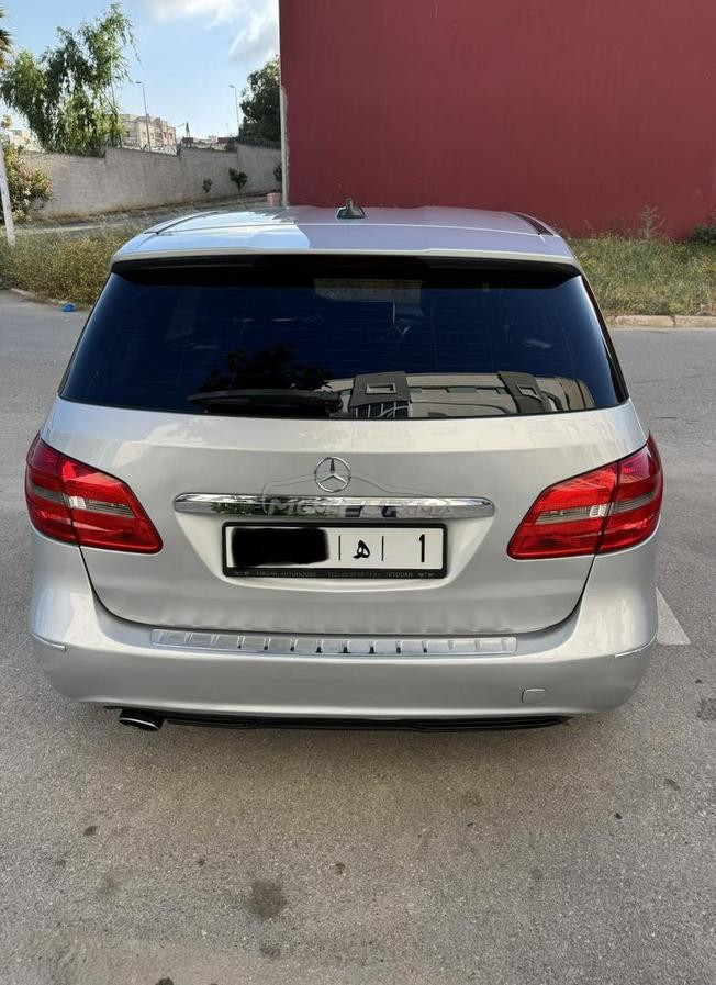 mercedes b 180 