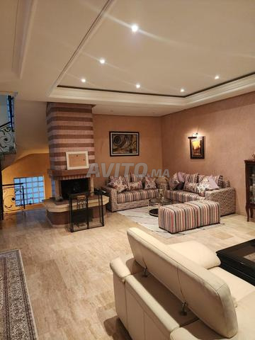 Villa 220m² à vendre à Wifak