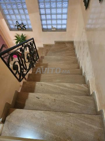 Villa 220m² à vendre à Wifak
