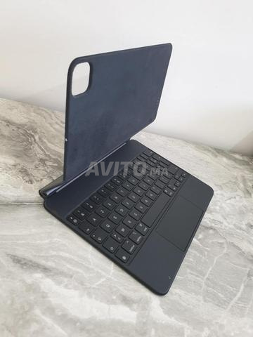 لوحة مفاتيح Apple Magic Keyboard لجهاز iPad Pro 11 بوصة 2021