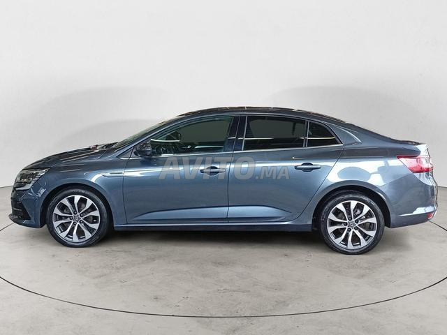 RENAULT. Megane - 2
