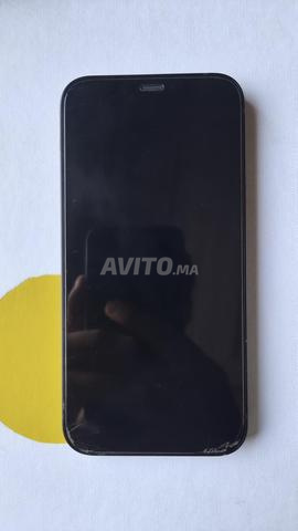 iPhone 12 normal officiel jamais ouvert - 2