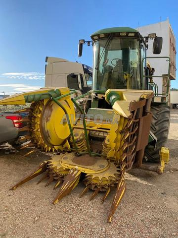 Ensileuse John Deere 6750