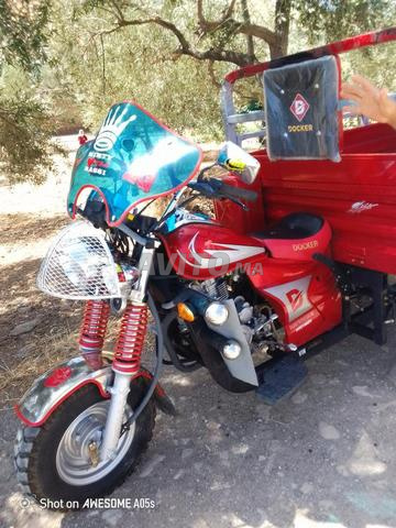 MOTO neuve, état impeccable - 2