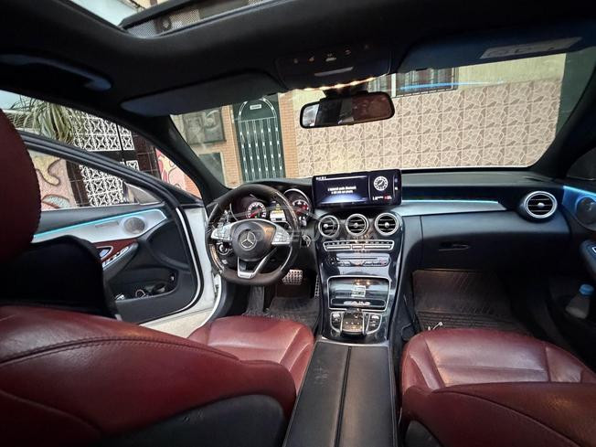 C220 importe neuf 2014 212km