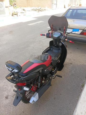 Moto Swin Super Cub - 2