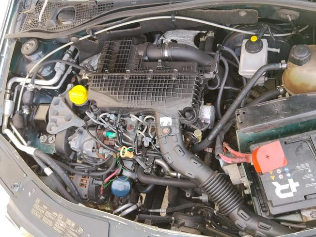 salut .la voiture bn état 