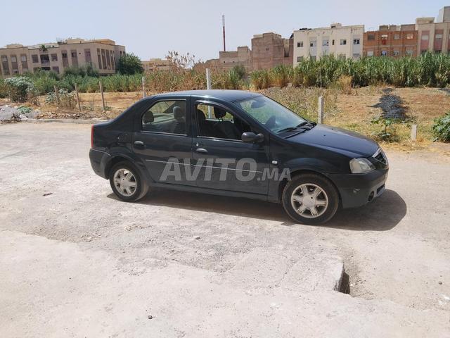 Salut. La voiture en bon état - 2