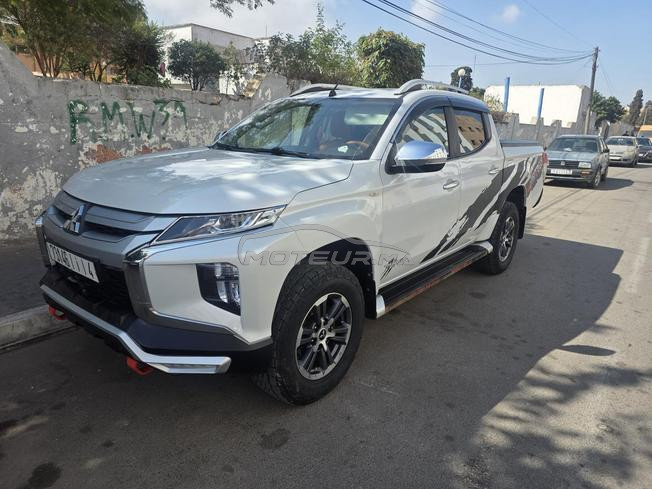mitsubishi L200 sportero 
