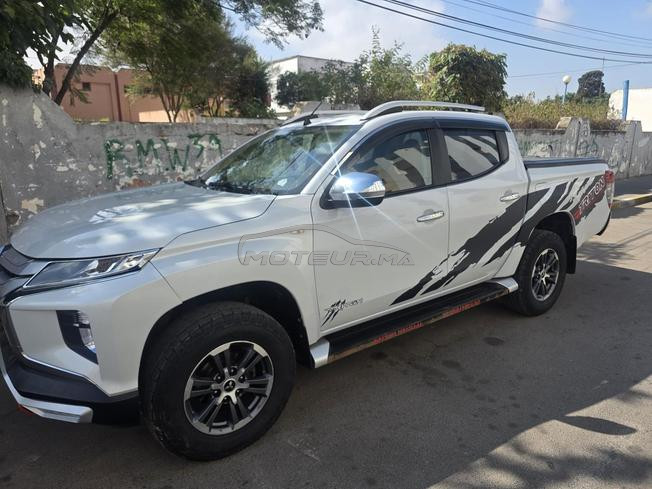 mitsubishi L200 sportero 
