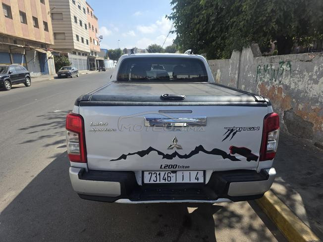 mitsubishi L200 sportero 