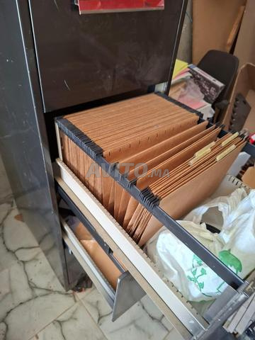 خزانة مكتبية مع ملفات للبيع - 2