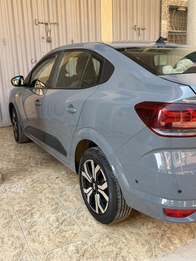 dacia Logan sans add bleu