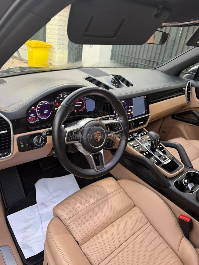 Cayenne e-Hybrid 11 000km
