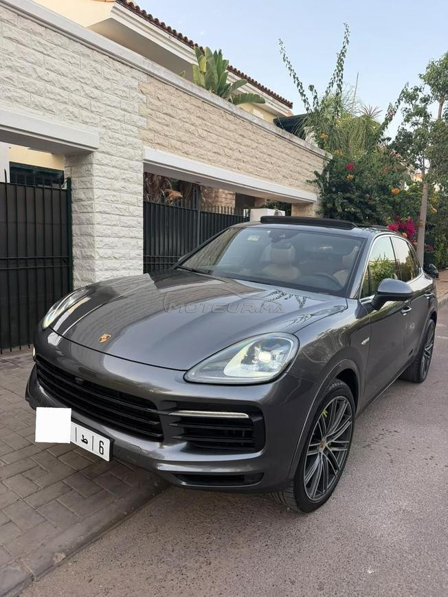 Cayenne e-Hybrid 11 000km