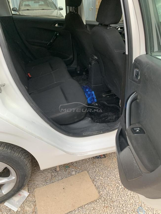 peugoet 208 3amra like