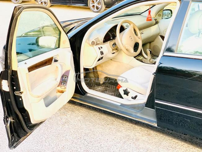 Mercedes-Benz  c220