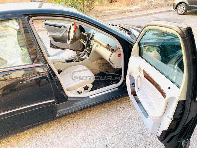 Mercedes-Benz  c220