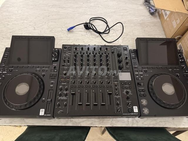 Pioneer V10 LF - 2x CDJ3000X - RMX1000 (NEUVES) - 2