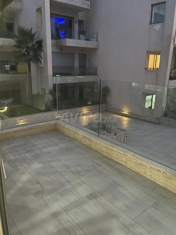استوديو للبيع