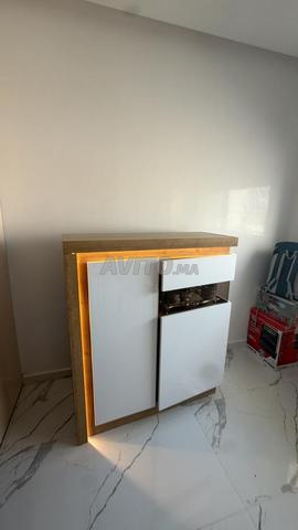 Meuble buffet moderne laqué blanc et bois avec LED - 2