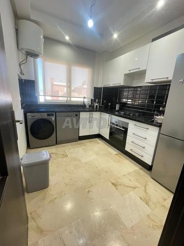 Appartement à louer 83 m² à Bouskoura - 2