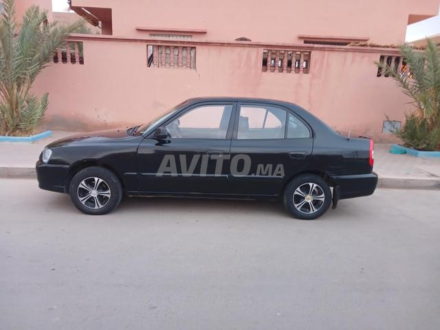 Hyundai Accent - 2
