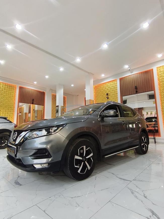 nissan Qashqai 2018 1ère main 